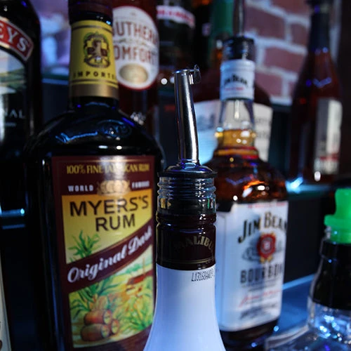 Budget โจ Bars Tapered Liquor Pourer With Flap ๐ 3 Budget โจ Bars Tapered Liquor Pourer With Flap ๐ - Image 3